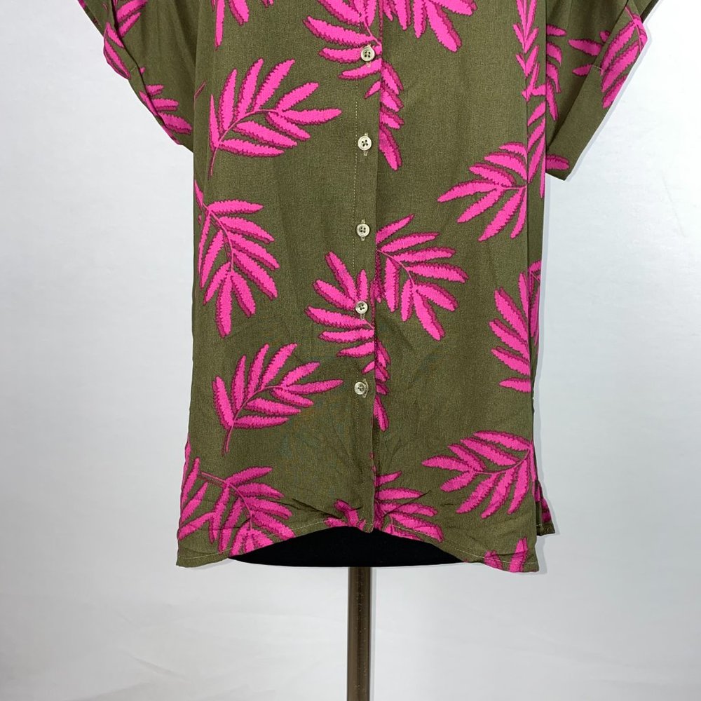 Massini L Leaf Patterned Button Down Slit Sides - image 4